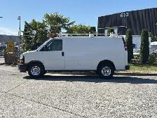 2019 GMC Savana 3500 Cargo Van With Roof Rack - Photo 6