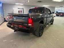 2019 Ram 1500 Classic SLT 4x4 Crew Cab 6'4' Box - Photo 3