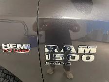 2019 Ram 1500 Classic SLT 4x4 Crew Cab 6'4' Box - Photo 15