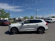 2019 Volvo XC60 MOMENTUM AWD LEATHER PAN/ROOF NAV B/SPOT CAMERA - Photo 4