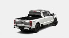 2026 Ford F-350 LARIAT | BLACK APPEARANCE PKG | POWER MOONROOF - Photo 5