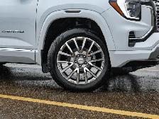 2026 GMC Terrain AWD Denali - Photo 11