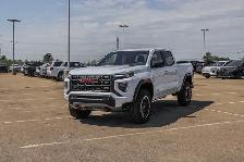 2026 GMC Canyon AT4 - Photo 4