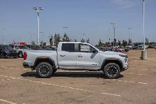 2026 GMC Canyon AT4 - Photo 10