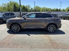 2022 Lincoln Nautilus Reserve AWD | No Accidents | Leather - Photo 2