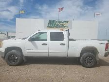 2011 GMC Sierra 2500HD - Photo 2