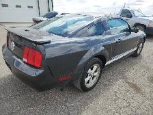 2007 Ford Mustang - Photo 4