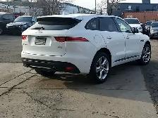 2017 JAGUAR F-PACE R-SPORT 35T | CLEAN CARFAX | AWD - Photo 5