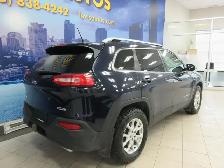JEEP CHEROKEE 2015 NORTH V6 3.2L 4X4 JAMAIS ACCIDENTE & TOUT EQU - Photo 7
