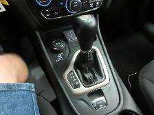JEEP CHEROKEE 2015 NORTH V6 3.2L 4X4 JAMAIS ACCIDENTE & TOUT EQU - Photo 26