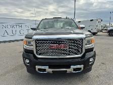 2015 GMC Sierra 2500HD - Photo 2