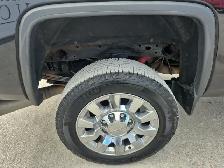 2015 GMC Sierra 2500HD - Photo 25