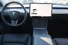 2022 Tesla Model 3 - Photo 15