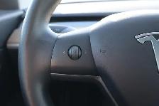 2020 Tesla Model 3 - Photo 18