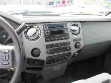 2016 Ford 1 Ton Trucks XLT - Photo 9