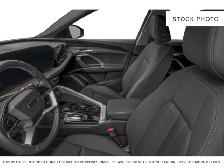 2025 Audi Q5 - Photo 5