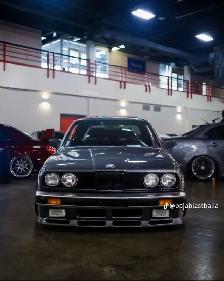 1987 BMW  323is
