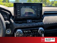 2020 Toyota RAV4 Hybrid XLE XLE AWD, NO ACCIDENTS, TOYOTA CER... - Photo 19