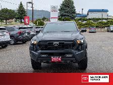2024 Toyota Tacoma ONE OWNER, NEAR NEW TIRES, NEAR NEW BRAKES... - Photo 2