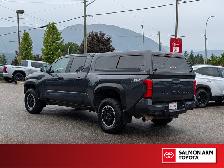 2024 Toyota Tacoma ONE OWNER, NEAR NEW TIRES, NEAR NEW BRAKES... - Photo 4