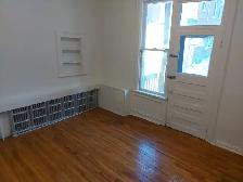 1 Bedroom Sandy Hill Apartment for Rent (508 Besserer St) - Photo 3