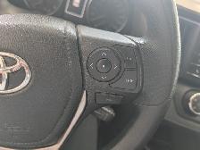 2018 Toyota RAV4 LE - Photo 16