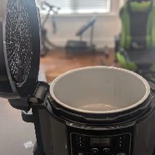 Ninja Foodi Multi-Cooker - Like New - Photo 3