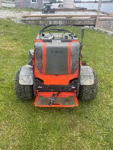lawn mower zero turn stand on