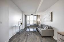 2 Bedrm Condo at Yonge and 16th Ave Richmond Hill - Photo 2
