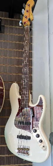 Fender Squire Jazz Bass