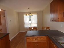 3 Bedrm House Upper for Rent in Barrie South West - Photo 3