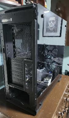 CORSAIR CRYSTAL 570X RGB TEMPERED GLASS ATX CASE – 3 RGB FANS - Photo 6