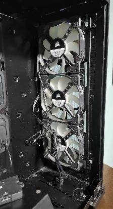 CORSAIR CRYSTAL 570X RGB TEMPERED GLASS ATX CASE – 3 RGB FANS - Photo 9