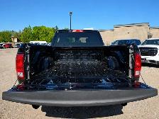 2023 Ram 1500 Classic Night Edition Quad V8 | Sub Zero Pkg | 4X4 - Photo 23