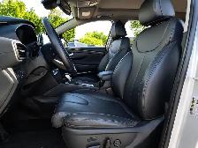 2019 Hyundai Santa Fe 2.0T Ultimate | Vented Leather | Panoroof - Photo 17