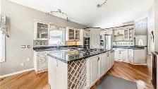 GREAT DEAL! GOLF COURSE! WALKOUT BUNGALOW - Photo 3
