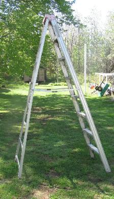 Aluminum Step Ladder