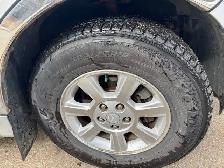 Mazda Tribut - Photo 6