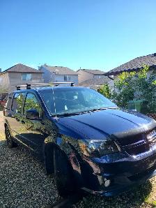 LUXURY GRAND CARAVAN FOR SALE