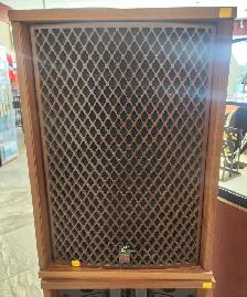 Sansui Tower Speakers SP-3500 with Grilles - Photo 3
