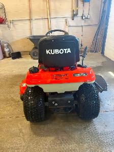 T1870 Kubota Lawn Mower - Photo 2