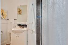 Bright 1 Bedroom Main floor w/ Parking!  - Eglinton &Caledonia - Photo 2