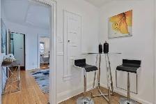 Bright 1 Bedroom Main floor w/ Parking!  - Eglinton &Caledonia - Photo 5