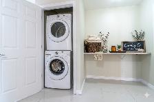3 Bed 1 Bath Upper Level Home with Garage and Private Backyard - Photo 9