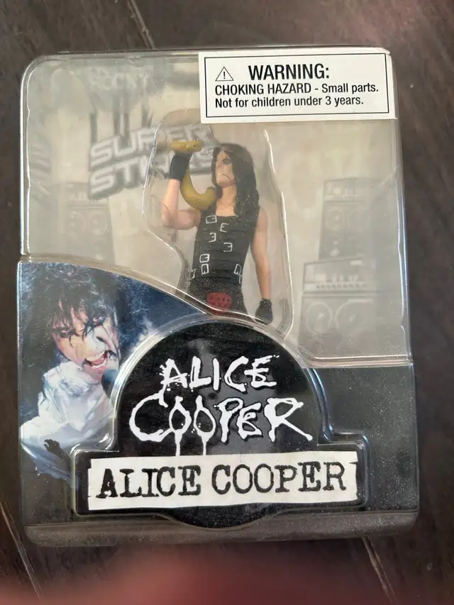ALICE COOPER 'Series #1: Are You Ready to Rock?' Figure