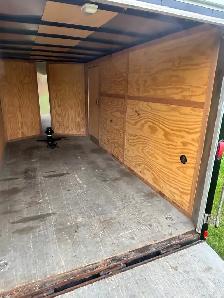 Black Enclosed Haulmark Trailer - Photo 6