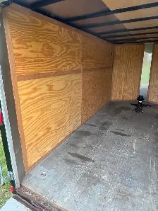 Black Enclosed Haulmark Trailer - Photo 7
