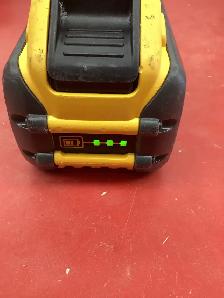 batterie DeWalt 20 volt / 60 Volt - Photo 4