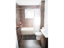 Room For Rent in Collingwood - Photo 2