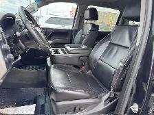 2017 Chevrolet Silverado 1500 4WD Z71 LTZ Crew Cab - Photo 11